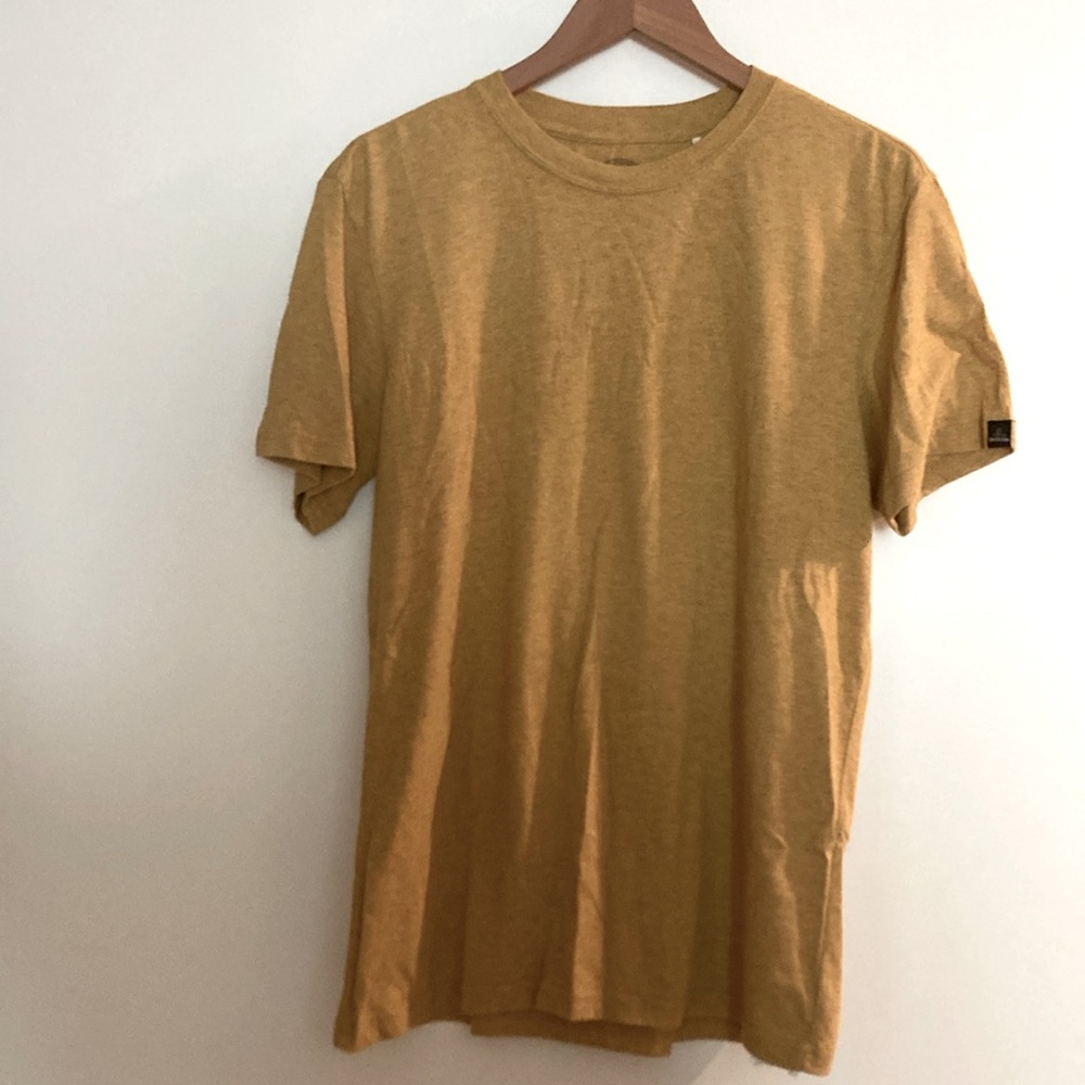 Men’s Prana Tshirt size M barely used